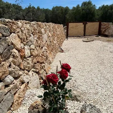 Tenuta L'uliveto Apartment *